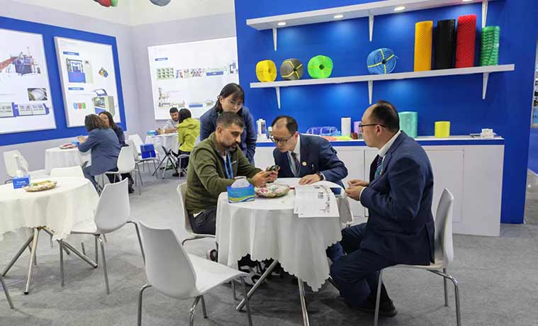 Mesin Pembuat Tali Terpilin .jpg